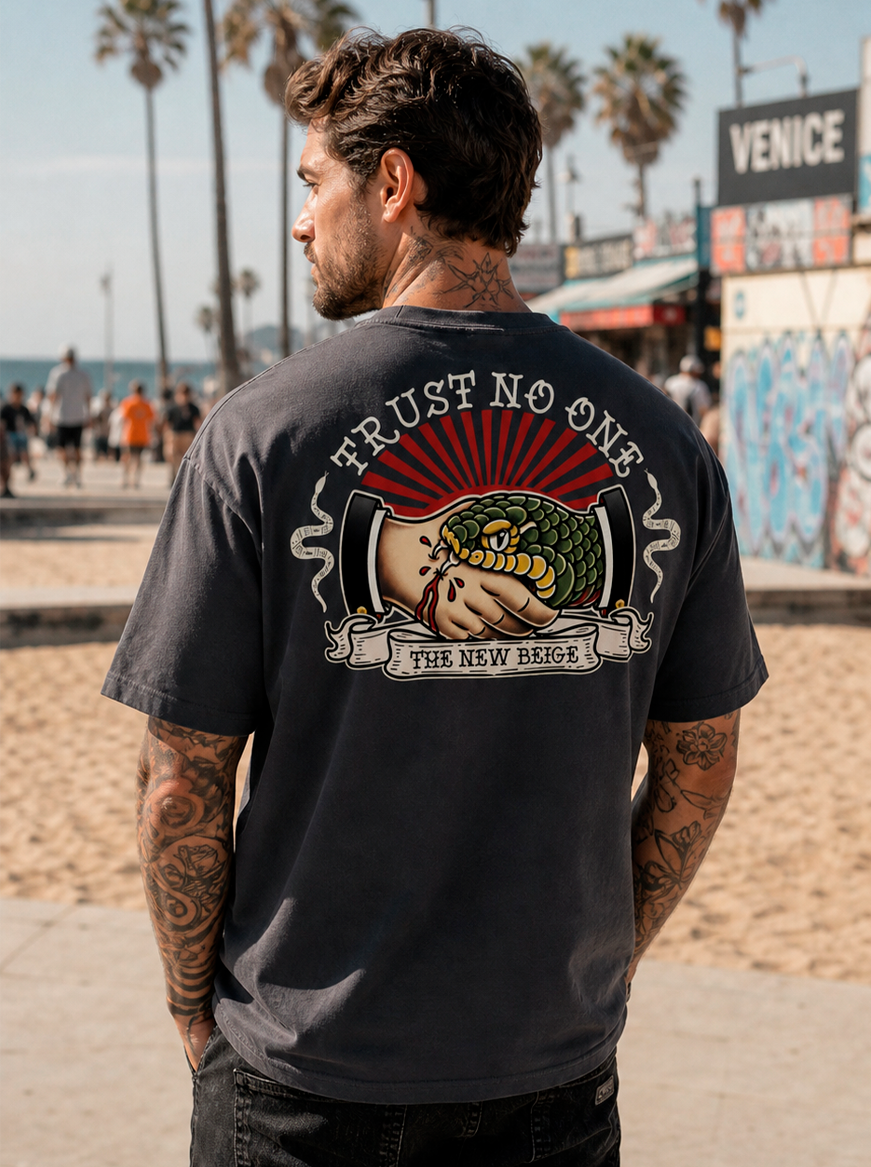Camiseta  Trust No One