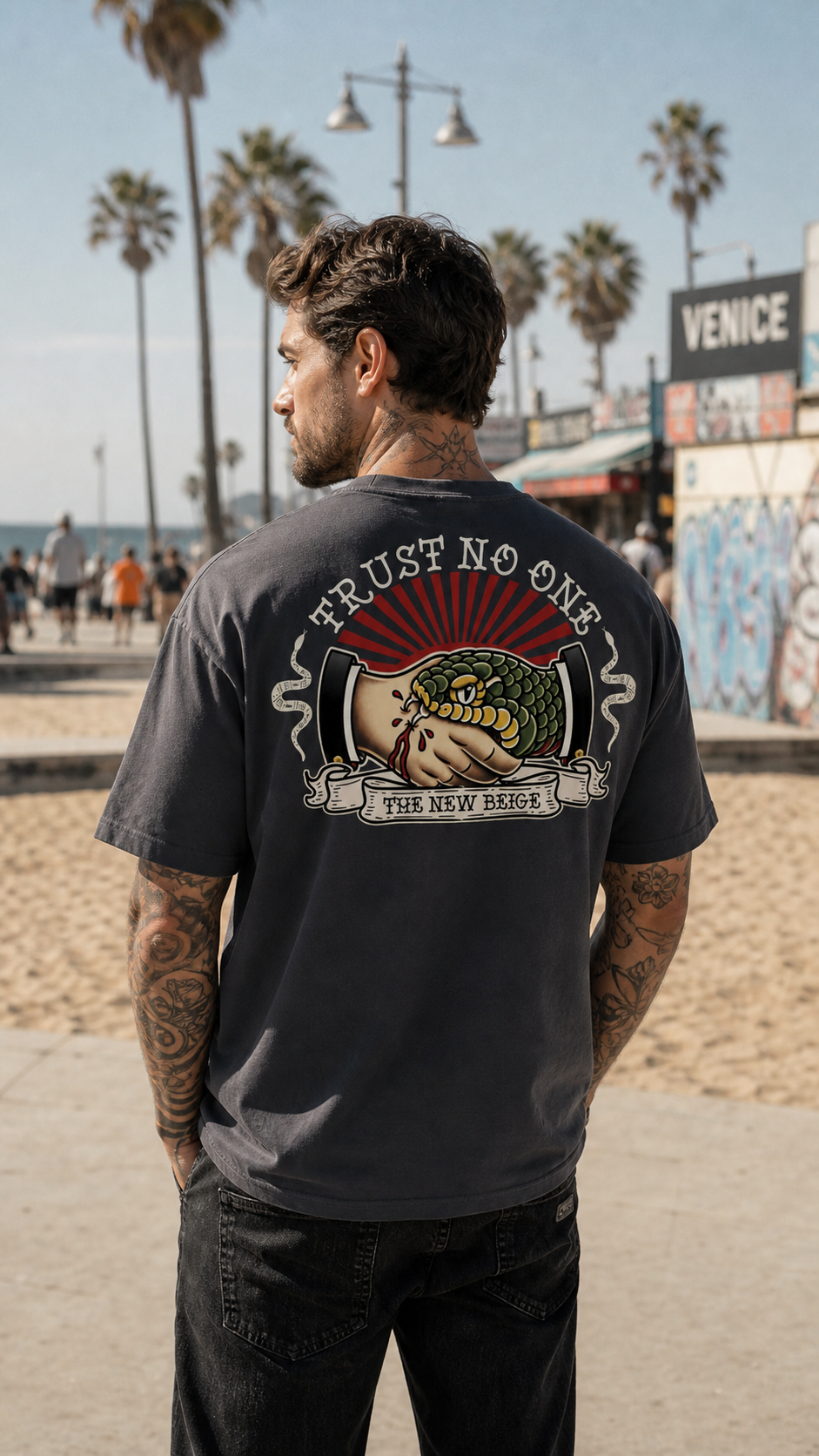 Camiseta  Trust No One